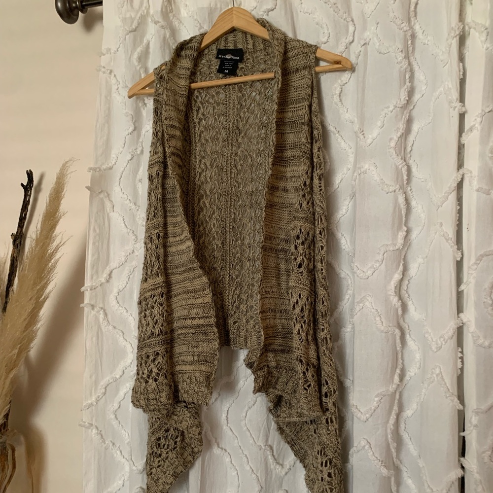 Sleeveless Cardigan